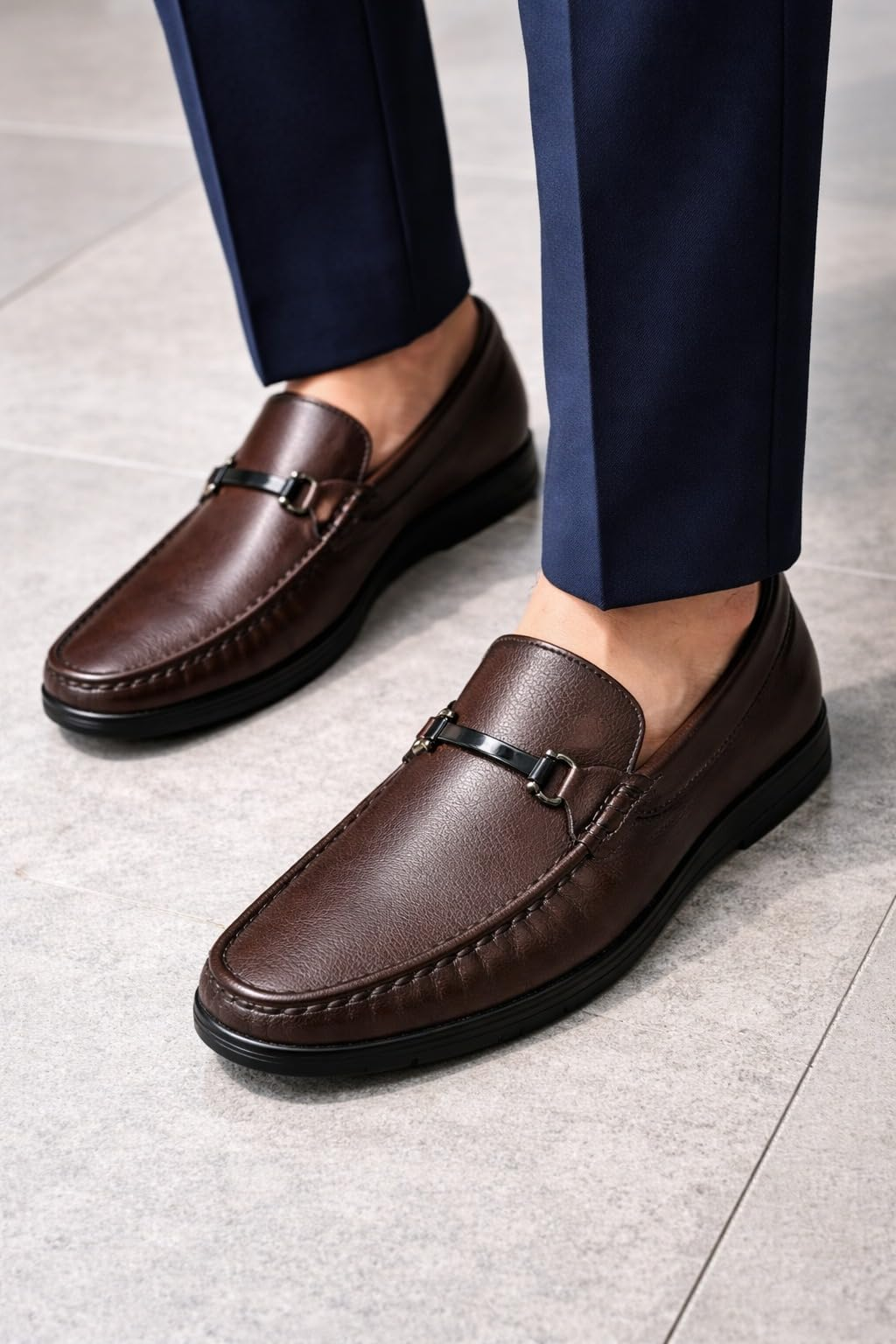 Brown Crest Loafers Size 9